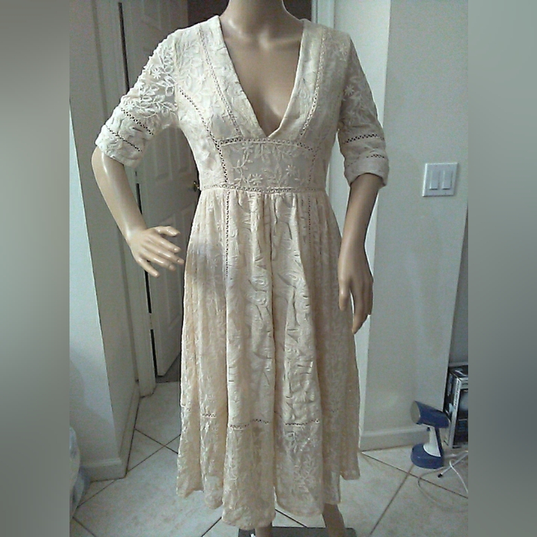 Nwot Free People Chic Cream Lace Long Sleeve Dress Floral Line Sz. 6 Full Bottom
